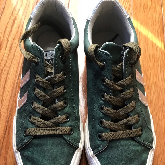 vh original design sneakers